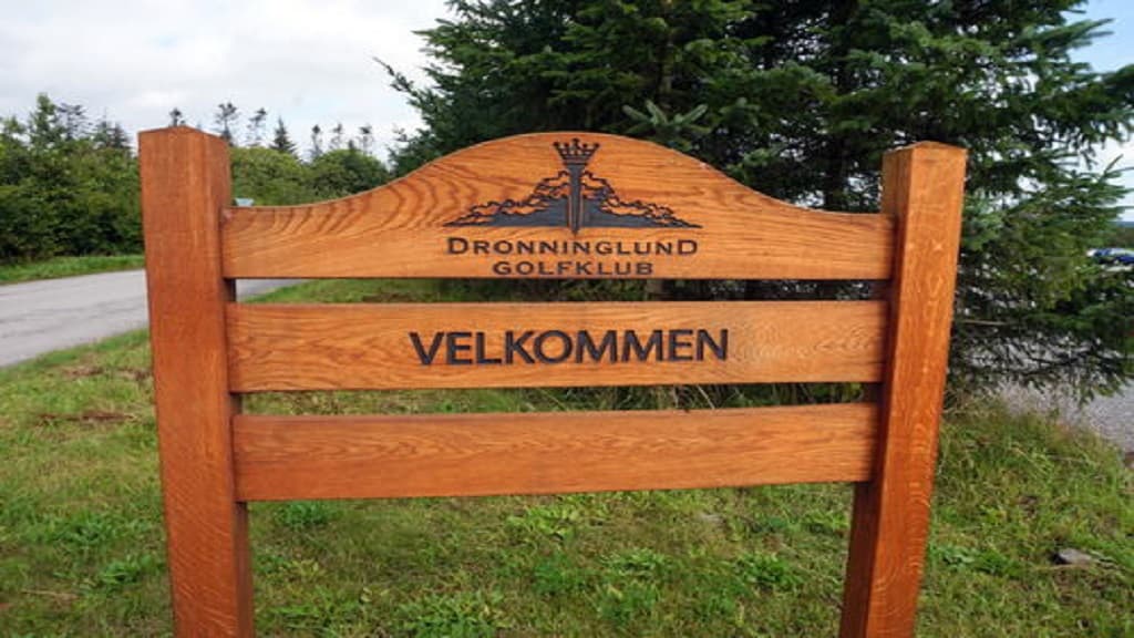 Spisebordet (The Dinner Table), Dronninglund Golf Club