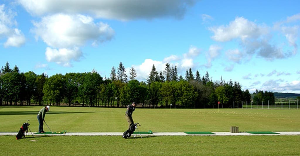 Spisebordet (The Dinner Table), Dronninglund Golf Club