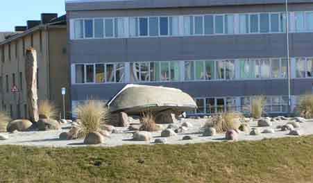 Hirtshals barge, sculpture