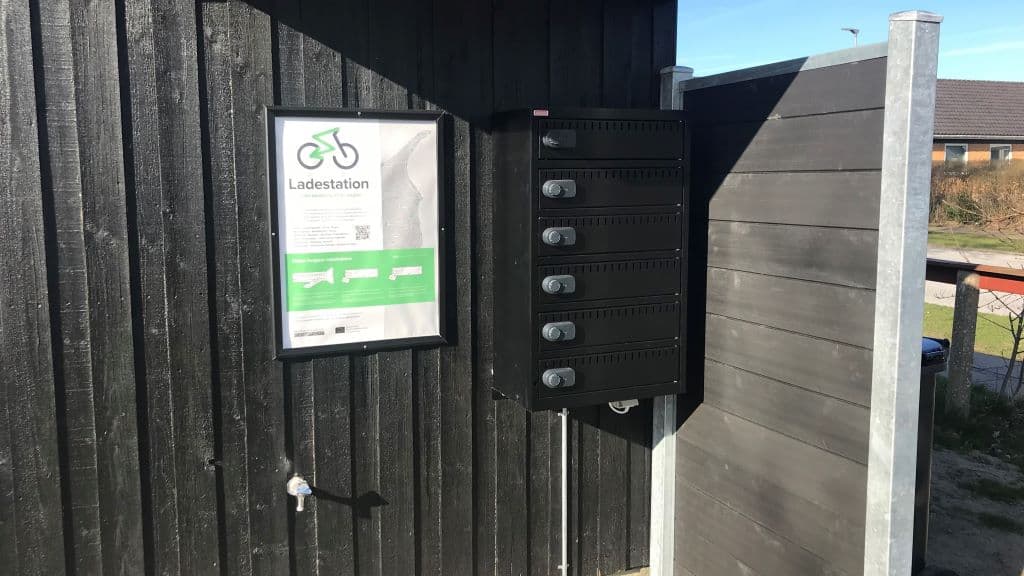 Charging stand for bicycle